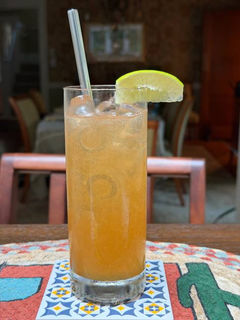 Vanilla-ginger highball